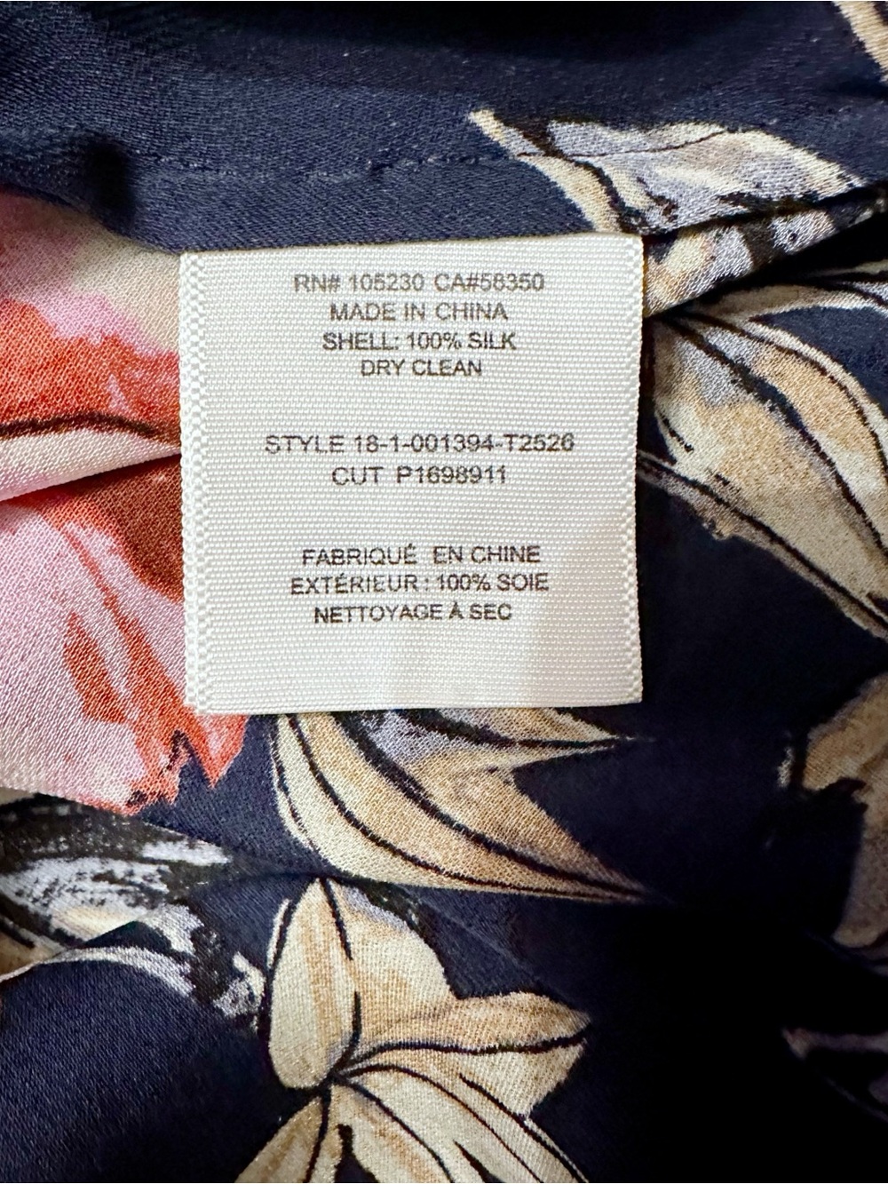 Joie Adorlee Off Shoulder Floral Silk Crepe Top Navy Size Medium - Picture 7 of 7